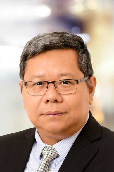 Portrait of Ming Guo, REALTOR® | GRI | NRLUX.